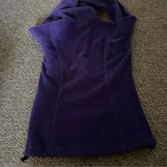 ✨NEW LISTING✨ Columbia - Women's Purple Fleece Jacket - Picture 5 of 6